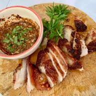 ส้มตำยำแซ่บนัวส์