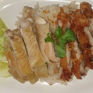 ข้าวมันไก่ หน้าโหด