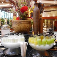 The Tram The Gems Mining Pool Villa Pattaya