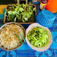 Bitter Melon Chicken Noodles Muang Nan สาขาพัทยา เลียบทางรถไฟหนองใหญ่ซอย 8