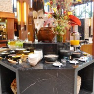 The Tram The Gems Mining Pool Villa Pattaya