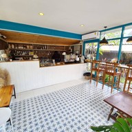 7 Avenue Cafe 🌟(กาแฟ เบเกอรี่ กาแฟสด ลาเต้ อเมริกาโน่ ชาไทย ชาเขียว ครัวซองต์ คุกกี้ )🌟