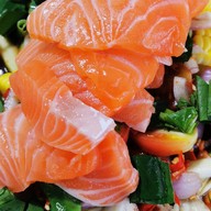 ยำพี่เรือ ส้มตำ ยำ ตลาดสดศุภฤกษ์