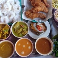 ขนมจีนเส้นสดหลวงทีป