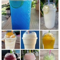 มาดามมดน้ำปั่น..อาหารอีสาน…สเต็ก…มาแล้วจ้า