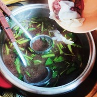 เมนูของร้าน เนื้อตุ๋นท่าน้ำสาธุประดิษฐ์ ยานนาวา (Yan Nawa)