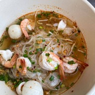 ก๋วยเตี๋ยวชักธง (ดู๋ดี๋) แสนภูดาษ