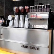 I R L • Bangsaen -