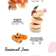 เมนู Crumbs Thai Summit Tower