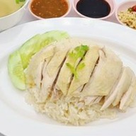 ข้าวมันไก่ หน้าโหด