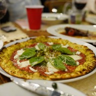 บริษัท ฟูลเฟลเวอแอนด์ริช จำกัด -