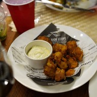 บริษัท ฟูลเฟลเวอแอนด์ริช จำกัด -