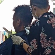 Strong Cut ตลาดเจริญ(ไร่ขิง)
