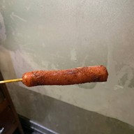 ข้าวหมูทอดกระเทียมพริกโดด