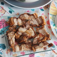 ก๋วยจั๊บเจ๊น้อย