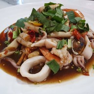 เมนูของร้าน ยำคุณแม่ - วันนิมมาน