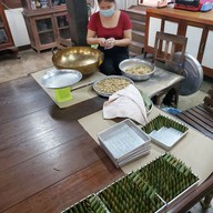 บ้านกนกมณี ขนมเทียนเสวย