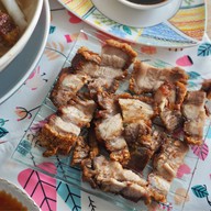 ก๋วยจั๊บเจ๊น้อย