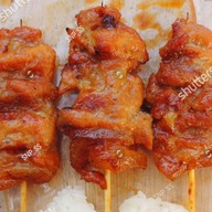หมูปิ้งสมุนไพรนมสด (เจ้าดั้งเดิม)