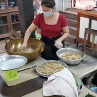 บ้านกนกมณี ขนมเทียนเสวย