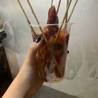 ข้าวหมูทอดกระเทียมพริกโดด