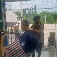 Strong Cut ตลาดเจริญ(ไร่ขิง)
