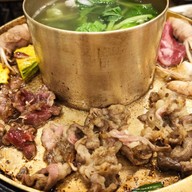 ดาดดีย์ สกลนคร หมูกะทะ ย่างเนย