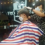 Strong Cut ตลาดเจริญ(ไร่ขิง)