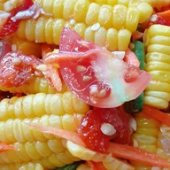 หมุ่ยมุ่ยส้มตำไก่ทอด