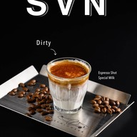 SVNLOWBAR SPECIALTY COFFEE & MATCHA THARUA