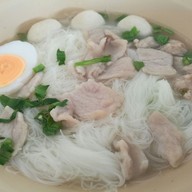 โกดอนก๋วยเตี๋ยวหมูต้มยำ(สูตรไม่ต้องปรุง)