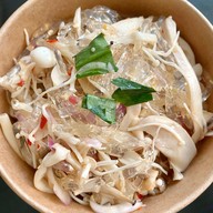 ผักฉ่ำคำหอม สาขาอารีย์