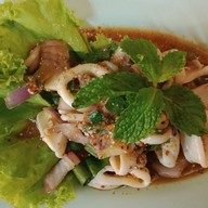 ป้าอ้วน & ปูลาบหมู เนื้อ น้ำตก ต้มแซ่บ