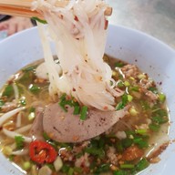 ก๋วยเตี๋ยวสามหมวย