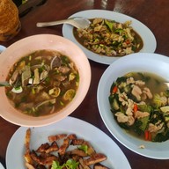 เมนูของร้าน ร้านนัดพบ