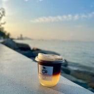 Brew Bar coffee on the beach บางแสน
