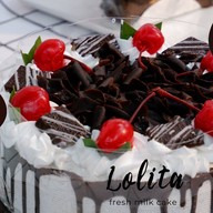 lorita fresh milk cake ตลาดเสรี