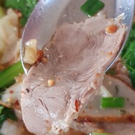ก๋วยเตี๋ยวสามหมวย