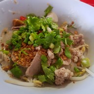 ก๋วยเตี๋ยวสามหมวย