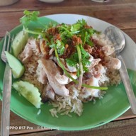 ข้าวมันไก่ป้าเพชร