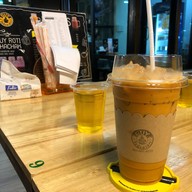 เมนูของร้าน กายโรตีชาชัก ยศเส
