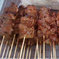 หมูปิ้งสมุนไพรนมสด (เจ้าดั้งเดิม)