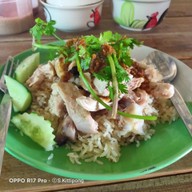 ข้าวมันไก่ป้าเพชร