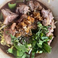 ก๋วยเตี๋ยวเรือขึ้นบก (ตลาดบางบัวทอง)