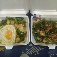 เมนูของร้าน Ooh Food อาหารตามสั่ง