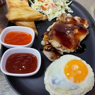 Du R Cafe’ Pracha Uthit 69 สาขา 1 ปากซอย69