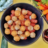 สนั่นลูกชิ้นปิ้ง อำแดงพัน เตี๋ยวติดลิ้น