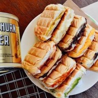 ไข่เจียวต้มยำ Halal & clean