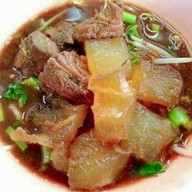 มาลัยก๋วยเตี๋ยวเนื้อตุ๋น เตาถ่าน