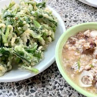 ข้าวคลุกกะปิ ร้านเจ๊หมวยป้อมปราการ